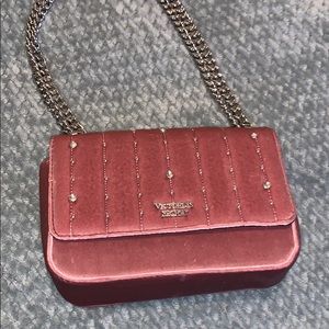 Victoria’s Secret chain purse